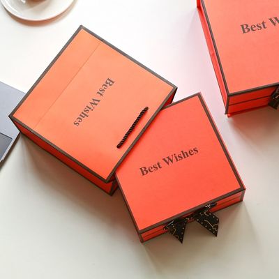 Captura magnética pre envolvida de Flip Top Gift Boxes With do cartão