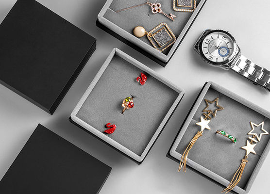 Caixas de empacotamento de Grey Velvet Lined Cardboard Jewelry com Logo Printing customizável